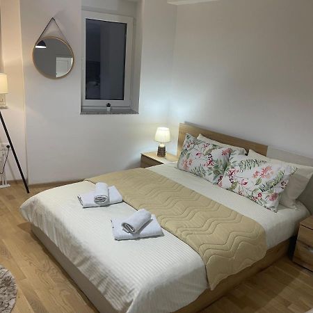 R&B Apartment City Center Ohrid Exterior foto